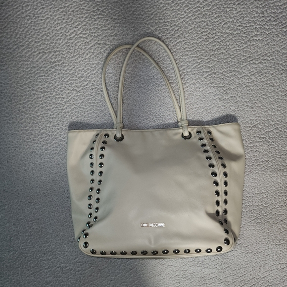 Love Moschino NWOT Gorgeous 😍❤️ Cream Leather Designer Purse - Picture 7 of 16